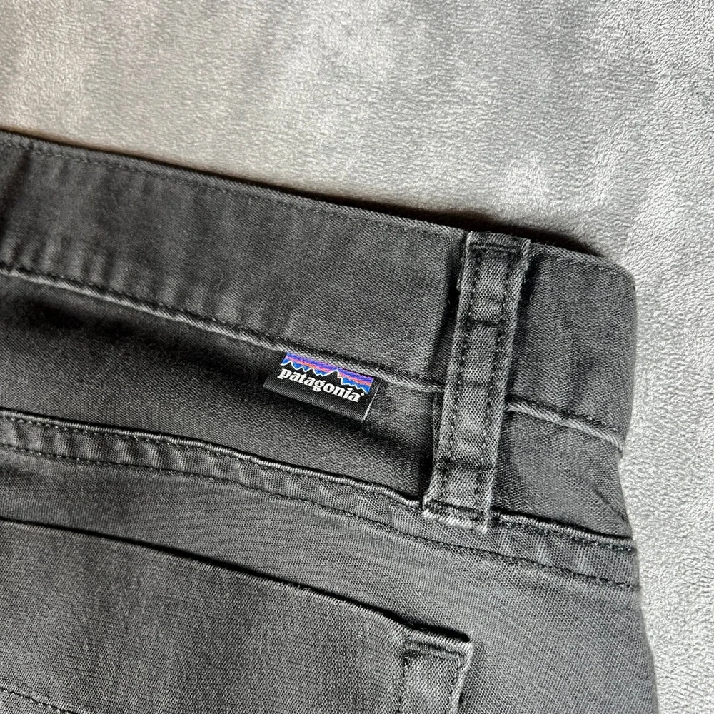 Patagonia Womens Size 6 Organic‎ Cotton Slim Fit 5-Pocket Pants Forge Grey